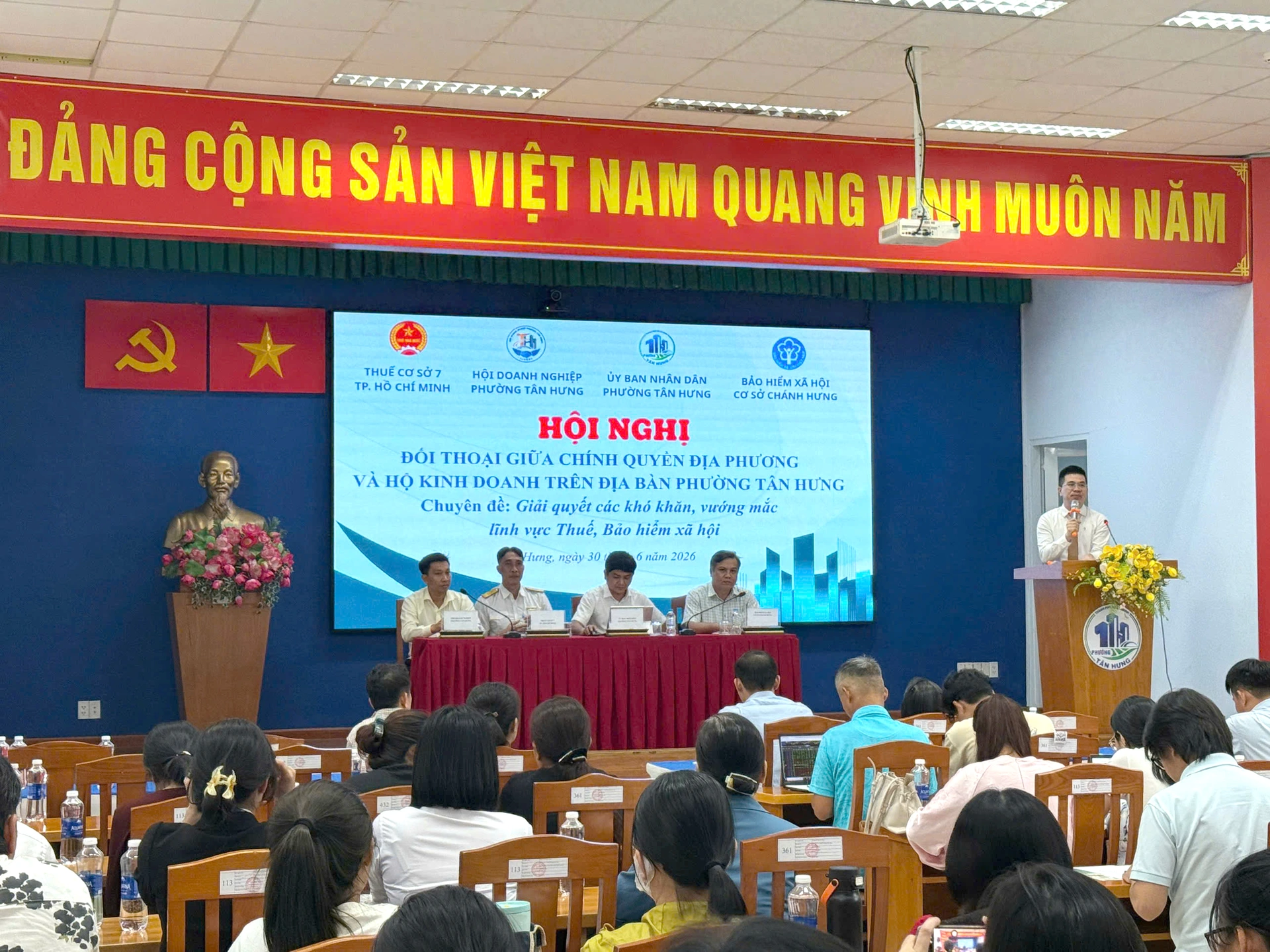 Hội nghị Đối thoại Thuế, Bảo hiểm X&atilde; hội lần 1 ng&agrave;y 30.06.2026 được đ&ocirc;ng đảo DN, Hộ kinh doanh tham dự