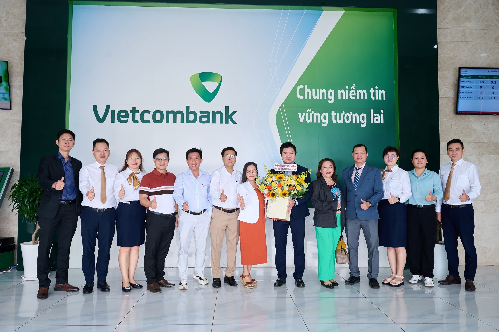 Business Tour TAHUBA - thăm và làm việc tại Vietcombank Nam Sài Gòn