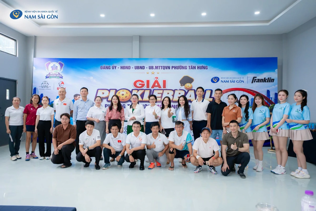 Bệnh viện ĐKQT Nam Sài Gòn đồng hành Giải Pickleball phường Tân Hưng mở rộng