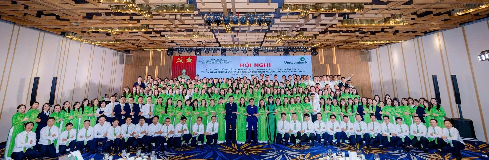 Vietcombank Chi nh&aacute;nh Nam S&agrave;i G&ograve;n - nh&agrave; T&agrave;i trợ V&agrave;ng sự kiện TAHUBA B2B Connect #1