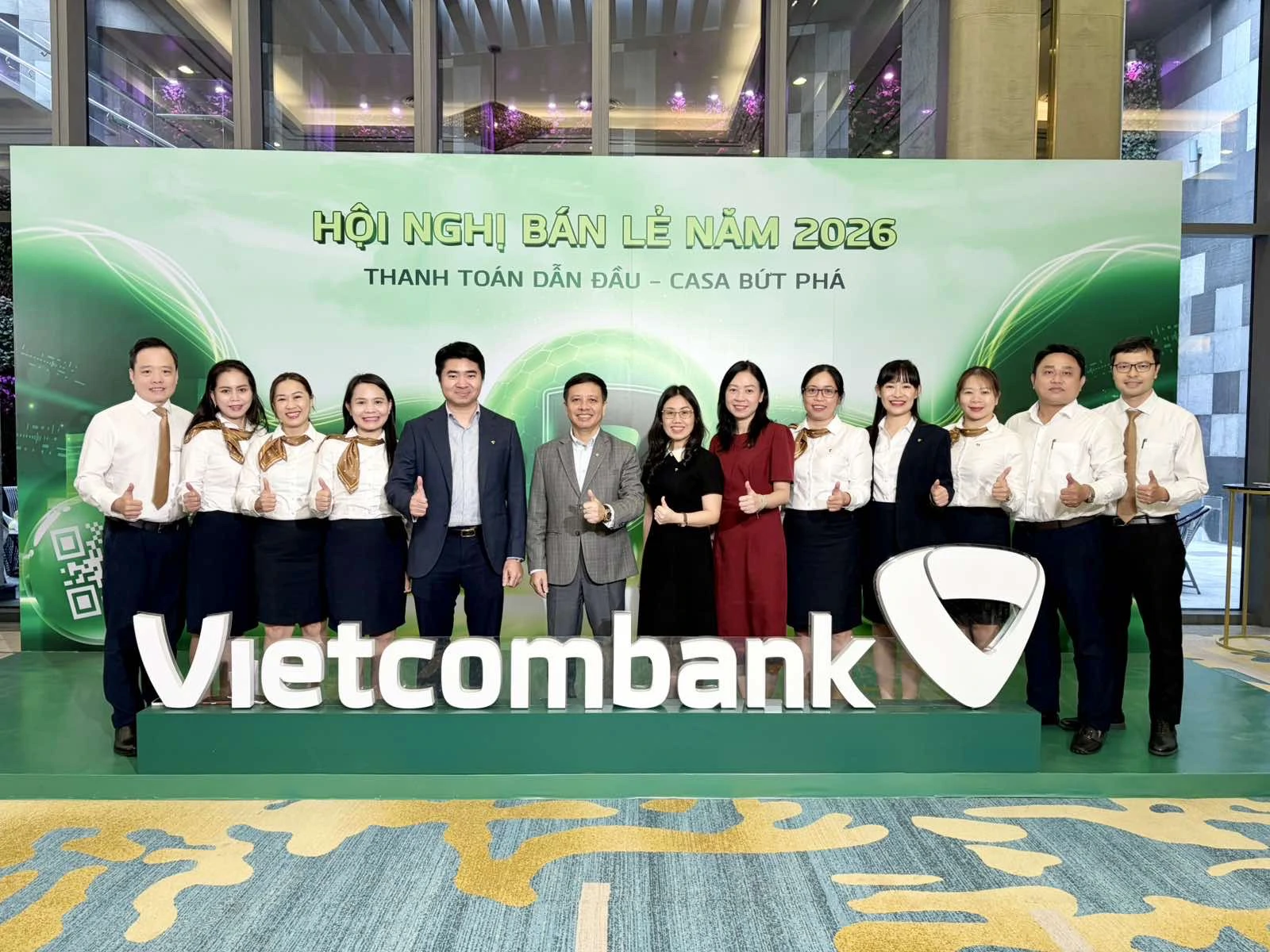 Ban L&atilde;nh đạo Vietcombank chi nh&aacute;nh Nam S&agrave;i G&ograve;n